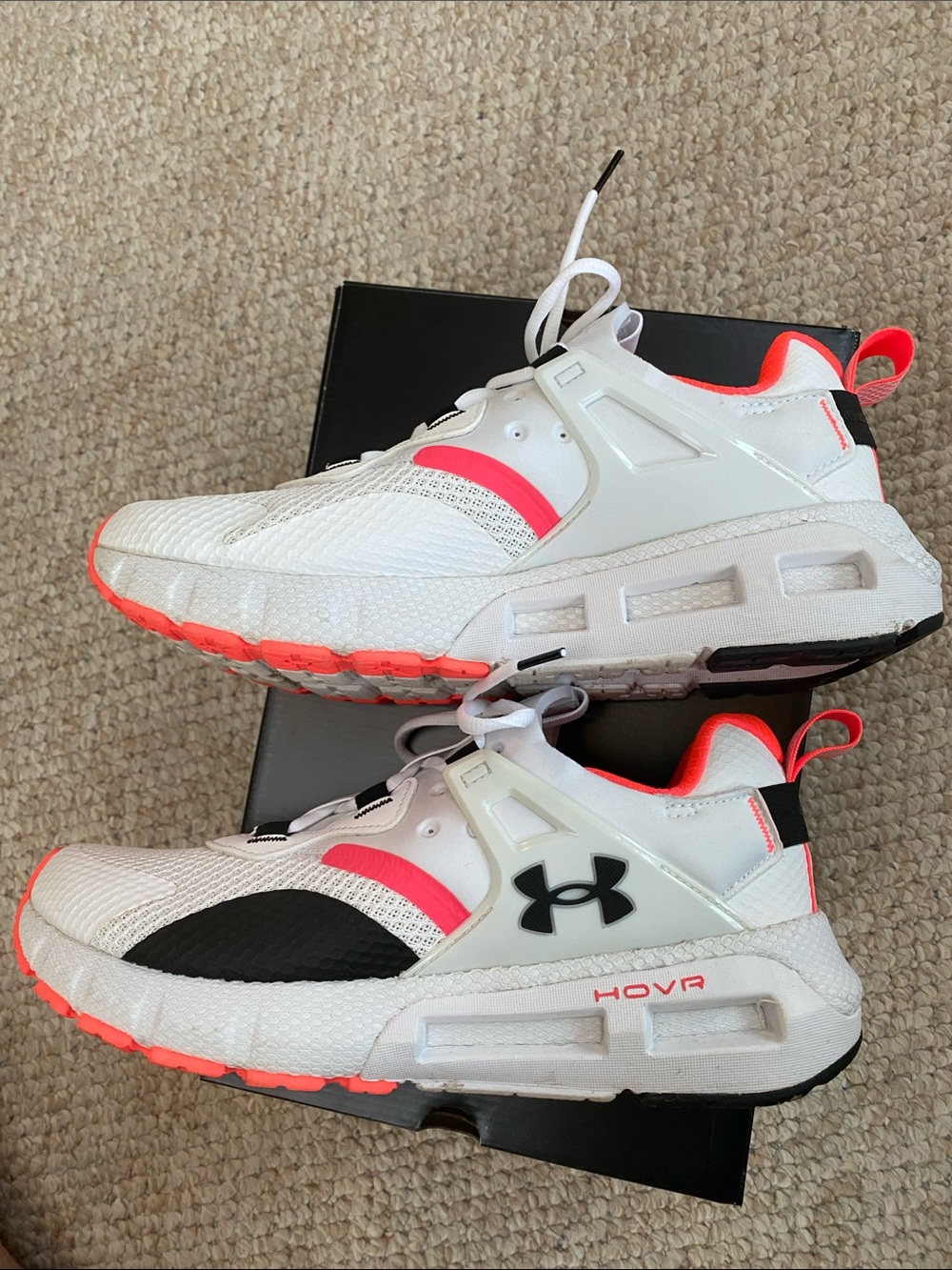 Under Armour Womens White Sneakers with Neon Pink Accents - Picture 4 of 7